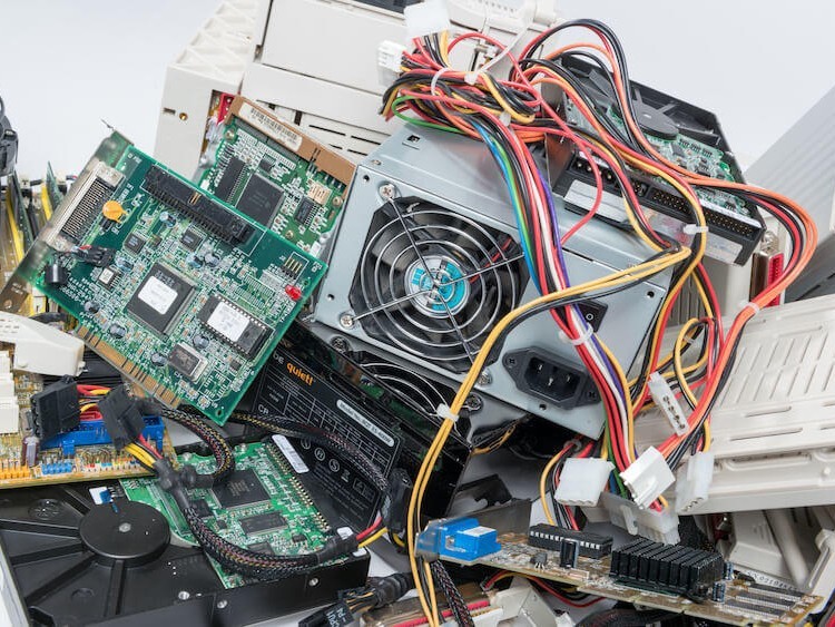 Neue Rücknahmepflicht elektronischer Altgeräte Neue Rücknahmepflicht elektronischer Altgeräte