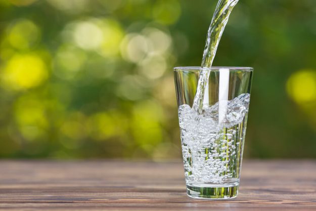 Kein Bio-Qualitätssiegel für nachbehandeltes Mineralwasser