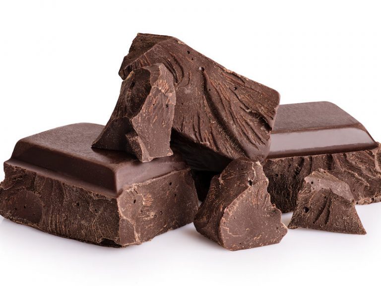 Tony’s Chocolonely wird durch Verkauf lilafarbener Schokolade verklagt Tony’s Chocolonely wird durch Verkauf lilafarbener Schokolade verklagt