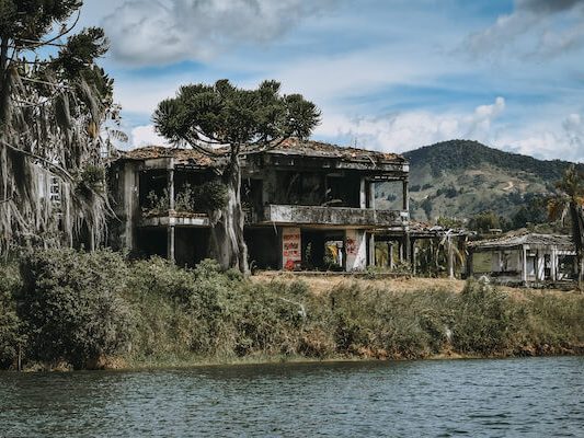 „Pablo Escobar“ als Marke nicht eintragungs- und schutzfähig „Pablo Escobar“ als Marke nicht eintragungs- und schutzfähig